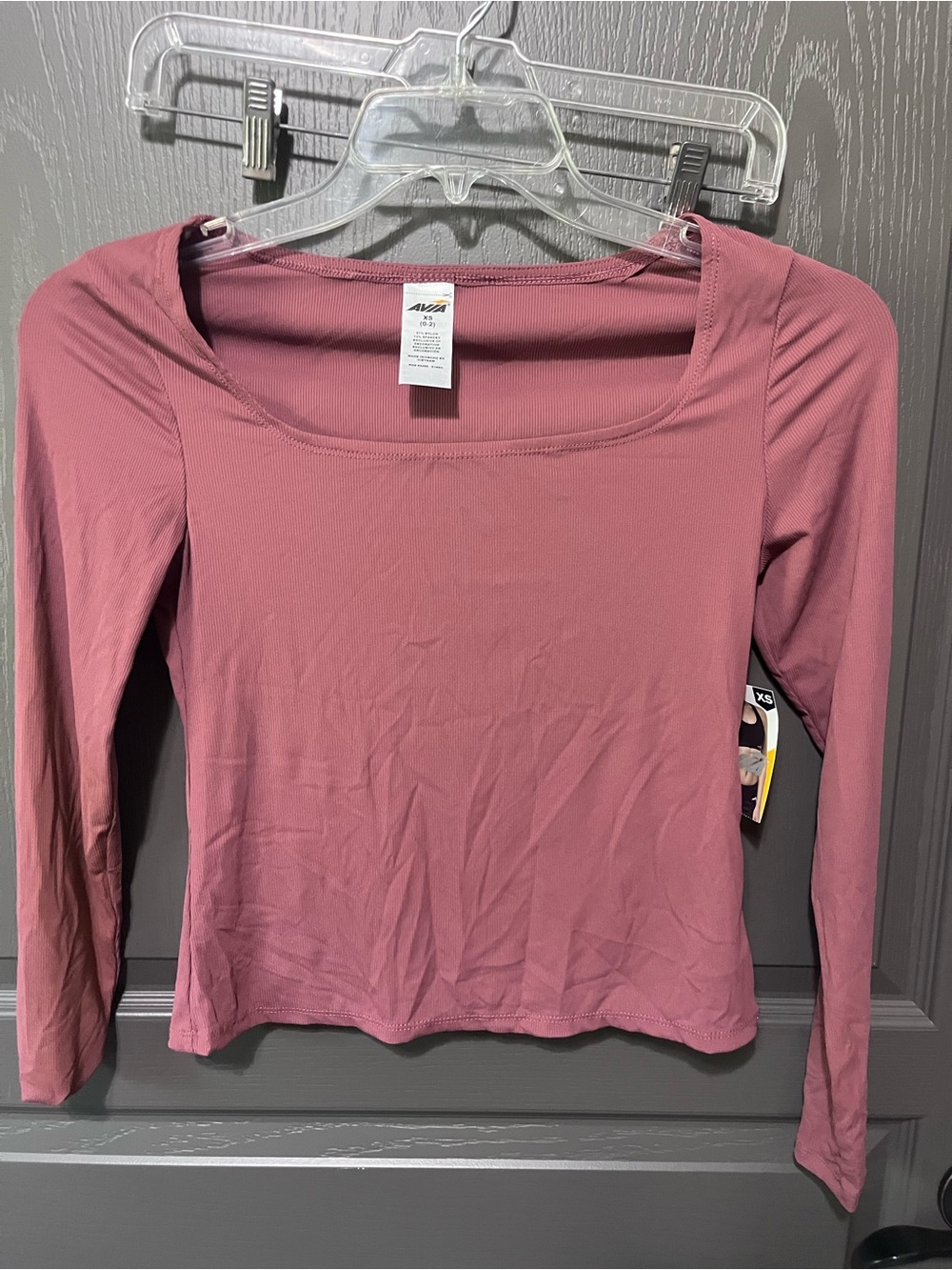 Avia Long Sleeve Scoop Neck Top in Dusty Rose